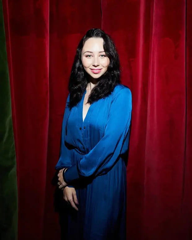 Алина Загитова показала фото без макияжа