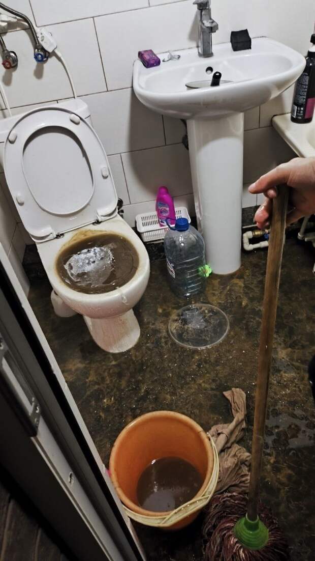 Канализация замёрзла, пос.Объединенный, Щербакова 3, 3-й этаж.