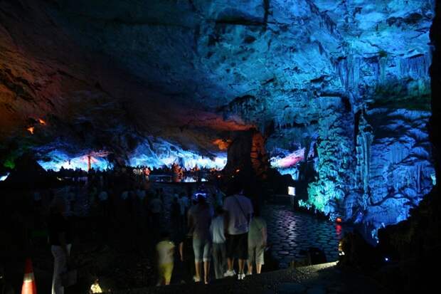 Colorful Caves Photographs Of China_005