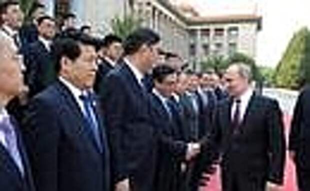 Официальная церемония встречи в Пекине.