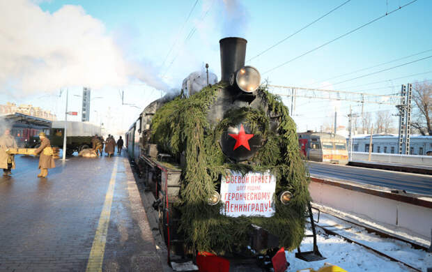 Строительство "Дороги Победы" и прибытие первого поезда после прорыва блокады – история великого подвига и пример невероятной силы духа
