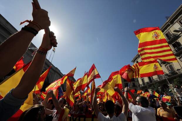 В Испании взорвали чучело Нетаньяху (ВИДЕО)