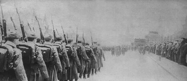 Военный Парад в Москве 7 ноября 1941 года