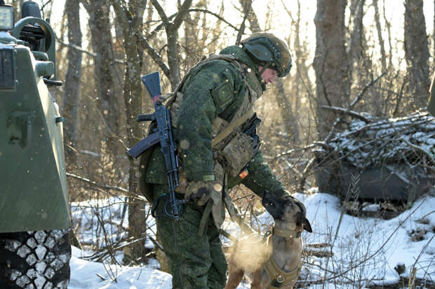 Стало известно о тяжелых боях в российском приграничье