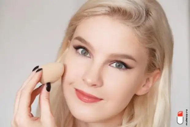 Можно ли наносить тональный крем без основы. Важно знать: как наносить тональный крем?