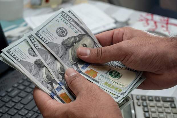 Россияне стали опустошать некоторые вклады