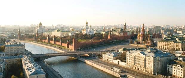 «Надеюсь, однажды получится»: Бурак Озчивит признался в мечте выучить русский язык