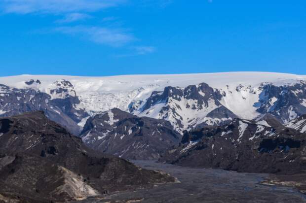 По словам исландских ученых, невозможно точно вычислить, когда Катла вспыхнет, но его извержение уже неминуемо. ynews, вулкан, вулканы, извержение вулкана, исландия, новости, предупреждение, происшествия