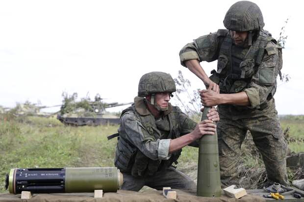 Новую партию управляемых снарядов "Краснополь-М2" передали в войска