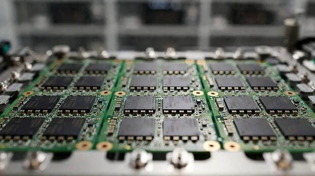 Память MLC NAND постепенно уходит с рынка. В этом году производство снизится почти вдвое