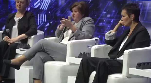 «Овощебаза» у руля московского образования: как чиновница Чугарина учит школы зарабатывать на детях