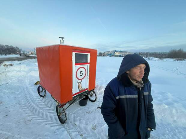 Необычный путник на повозке с отоплением из города Рыбное Рязанской области мечтает добраться до Латинской Америки