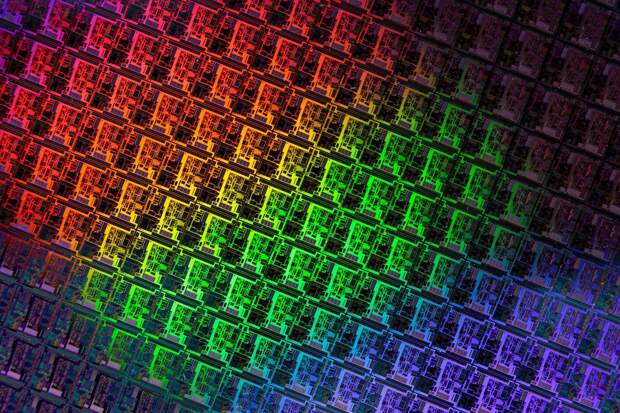 Chips Just 10 Atoms Thick Could Bring Computers With Extremely Compact Memory