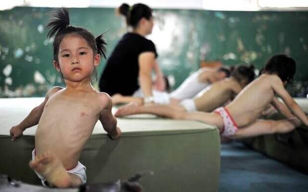 Как в Китае воспитывают детей-чемпионов