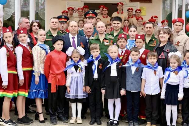 Майкопский район поддержал акцию ЮВО «Герои с нашего двора»