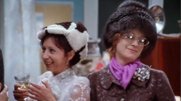 Этот тест не так прост, как вы сейчас подумаете: угадайте четыре всеми любимые советские комедии с Валентиной Талызиной