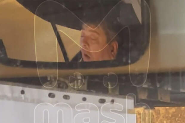 Mash: водитель питерского автобуса уснул за рулем