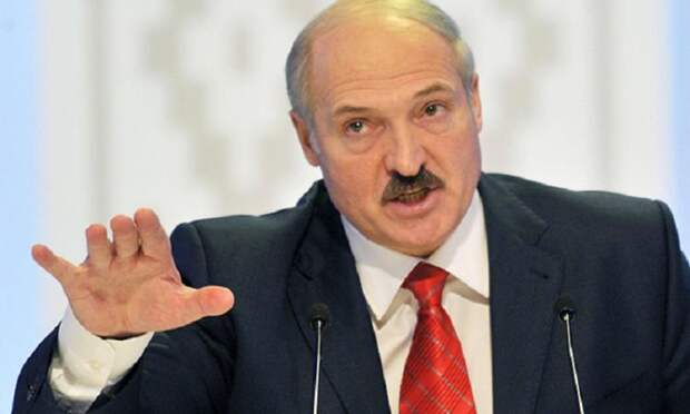 Лукашенко выступил с резким заявлением в адрес россиян и правительства РФ