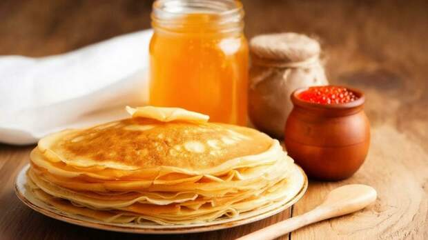 Шоколад и варенье оказались самыми вредными начинками для блинов