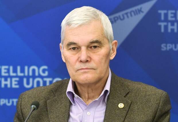 Военный эксперт Константин Сивков считает, что только решающий удар по ВСУ может спасти положение дел