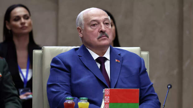 Лукашенко осуждает акт американской агрессии против Венесуэлы