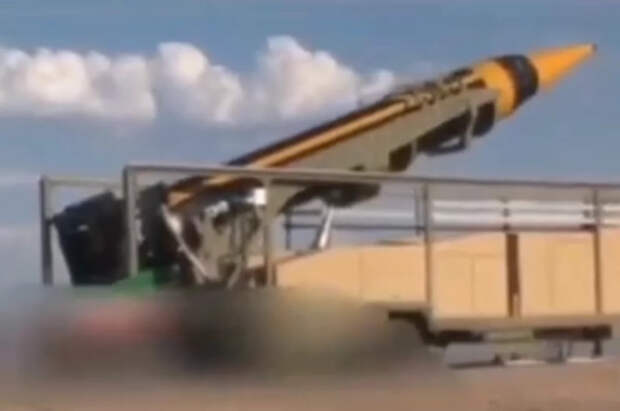 Иран представил гиперзвуковую ракету Khorramshahr 4 с дальностью 2000 км