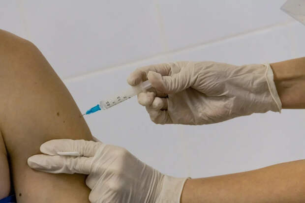 В России начинаются исследования вакцины от COVID-19 для детей от шести лет