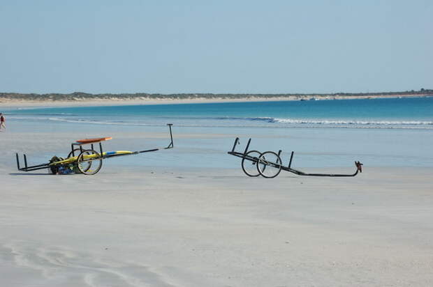 Пляж Кейбл Бич (Cable Beach). Австралия