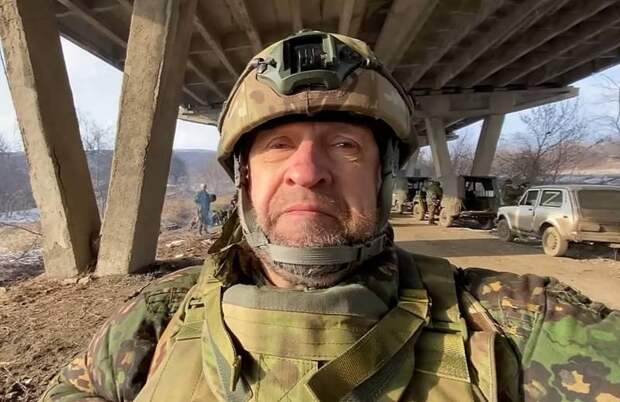 Военкор предположил, что взрыв на Крымском мосту могла устроить «третья сторона»