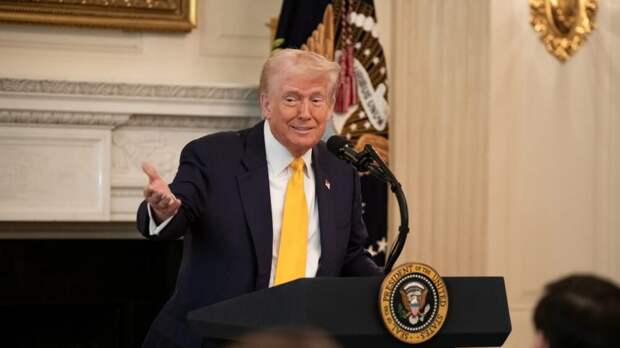 Трамп: папа римский любит преступность и без меня он бы не стал понтификом