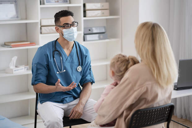 Эксперт перечислил легальные способы взять больничный без болезни