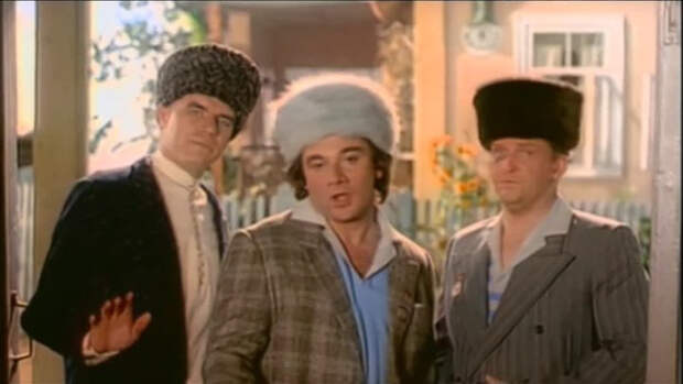 Главные выпивохи проекта в следующей сцене покажут молодежи, как пить водку стаканами