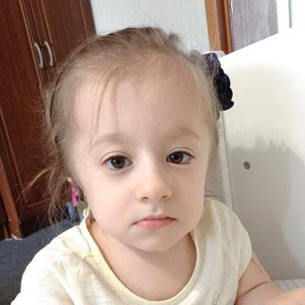 Яна Семенова, 6 лет, несовершенный остеогенез, требуется курсовое лечение, 170 638 ₽
