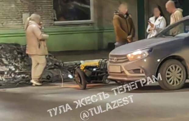 В Туле сбили курьера на электромопеде