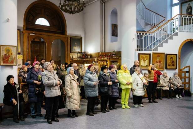 «Народный фронт» поздравил петербургских ветеранов с Днем Ленинградской Победы