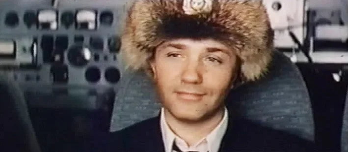 Надо же - никогда раньше не видел этот советский фильм с участием известных актёров