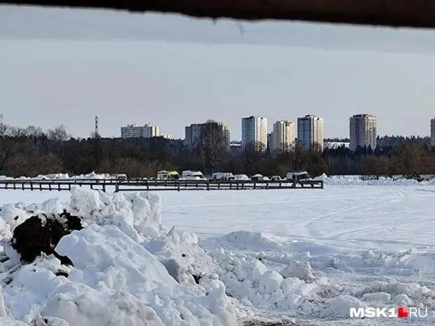 «Видно, что двое упали в воду»: новые следы пропавших у Москвы-реки детей