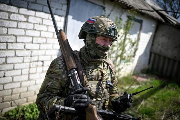Российские войска закрепились на восточных окраинах Рай-Александровки в ДНР