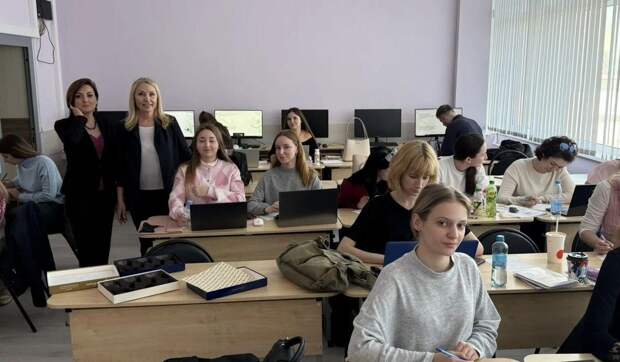 Более 70 студентов заинтересовались работой в школах Подмосковья на днях карьеры в вузах