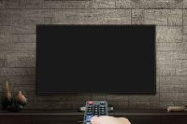 Какие телеканалы приостановили вещание в России?