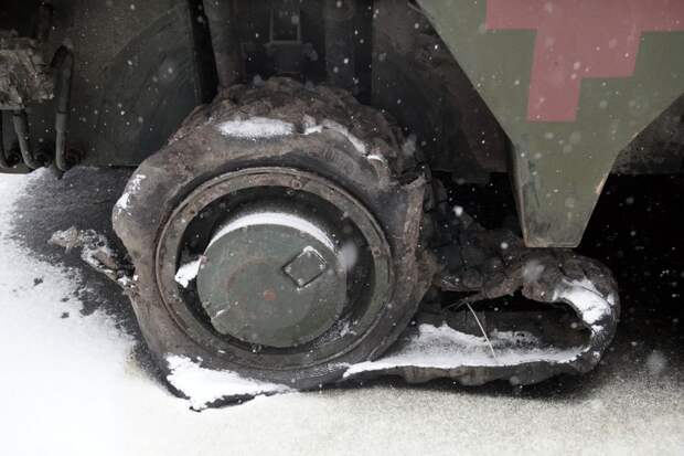 Грузовик с дронами ВСУ нашли во тьме, удар сняли на видео