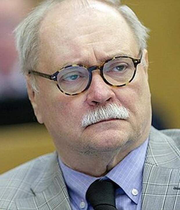 Режиссер Бортко высказался о решении Минкультуры РФ поддержать фильмы о «деградации Европы»