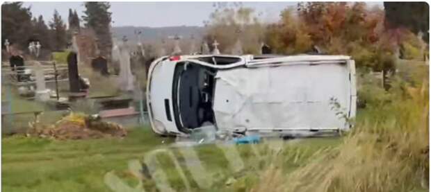 На Волыни возле кладбища перевернулось авто ТЦК: пятеро раненых
