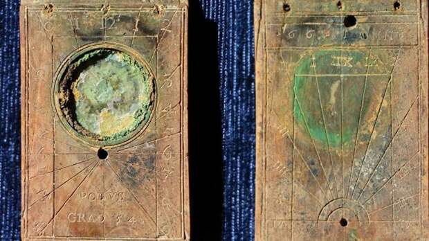 Старинные карманные солнечные часы из Калининграда
