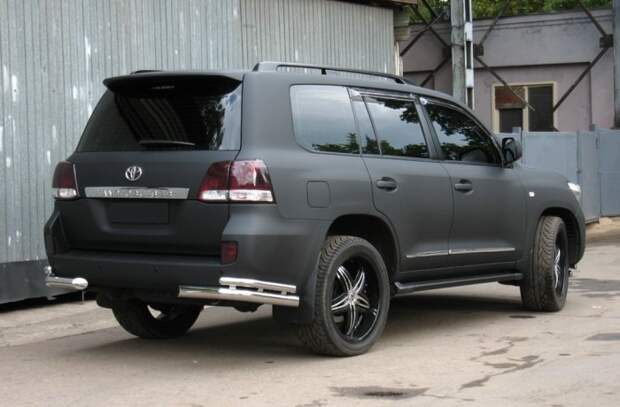 Тюнинг Toyota Land Cruiser 200 карбон