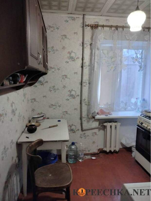 2-комнатная квартира 47кв.м кв.Луганский в Луганске - 3 600 000 руб