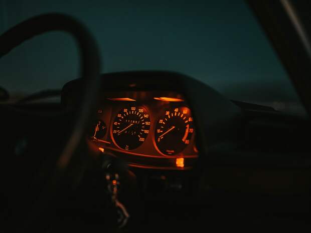 Кузбассовец попал под статью, доверив руль 10-летнему сыну ради лайков