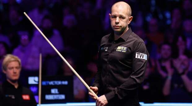 Барри Хокинс побеждает Нила Робертсона и выходит в полуфинал Welsh Open 2026