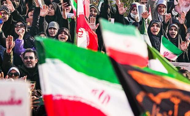 Бунтующий Иран ждет шаха от Америки?