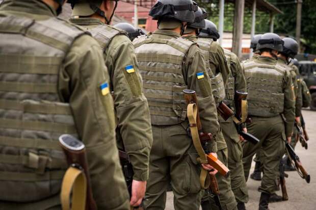Командование ВСУ готовится к российскому наступлению на востоке Украины Командование ВСУ готовится к российскому наступлению на востоке Украины